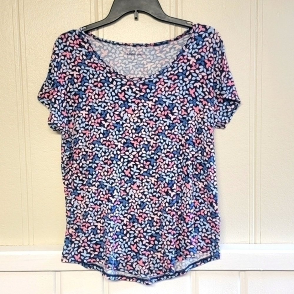 Land's‎ End Floral Tee